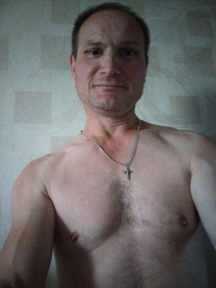  44323075  , 40 ,    