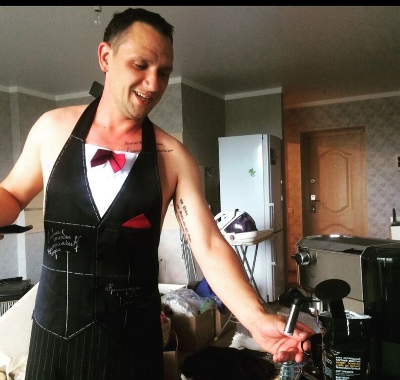  33202785  , 42 ,    --