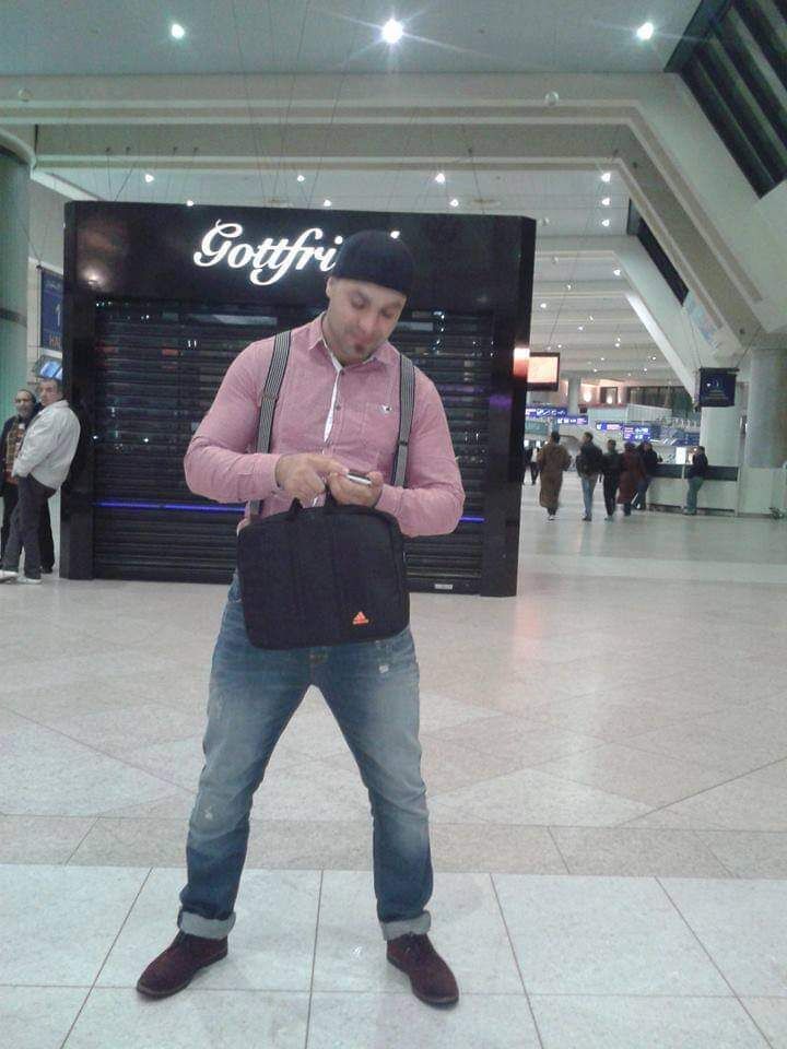  ,   Fethi, 37 ,   ,   , c 