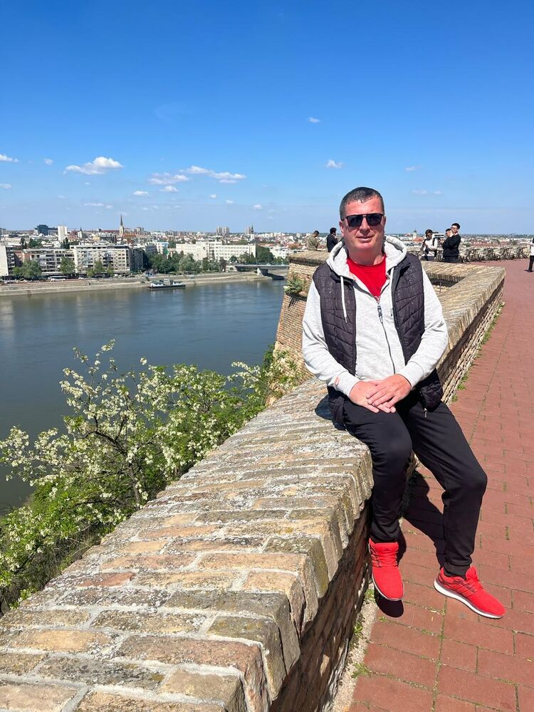  ,   Dragoljub, 49 ,   ,   , c 