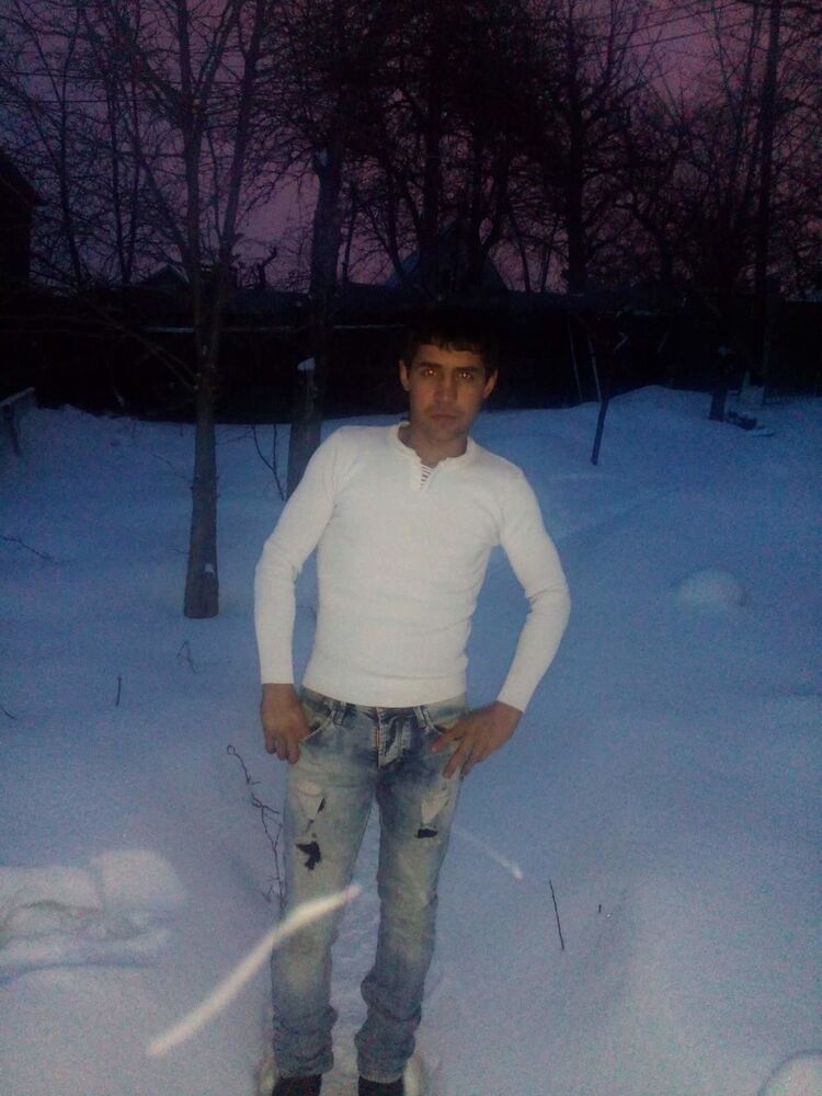  ,   Rustam, 37 ,   ,   , c 