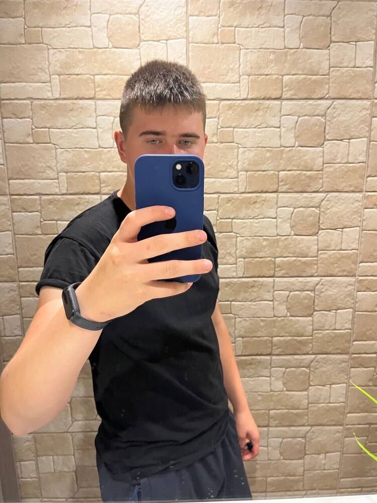  32516285  , 20 ,    