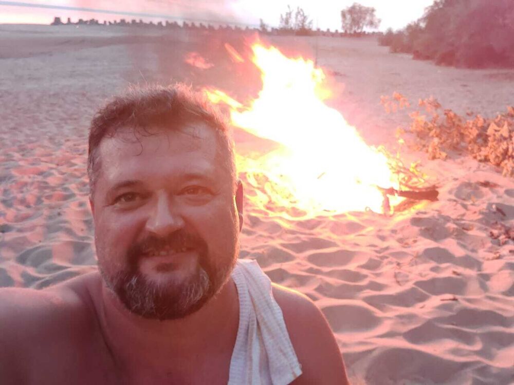  54586605  , 47 ,    --