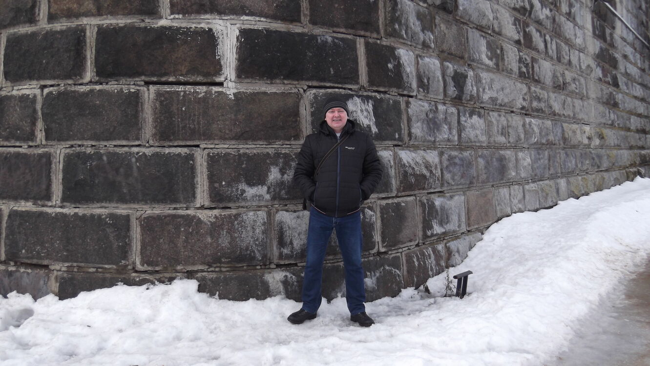  54484465  ALEX, 54 ,    