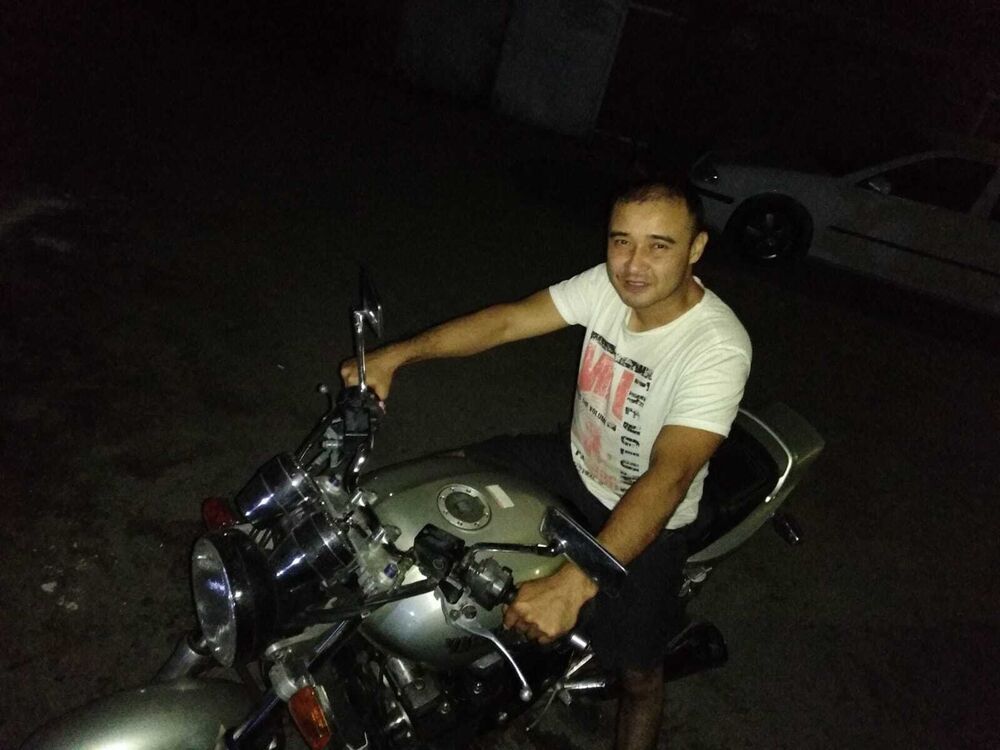  48110775  Talgat, 40 ,    