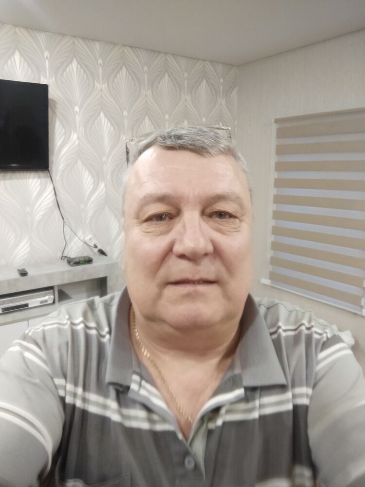  32056905  , 69 ,    