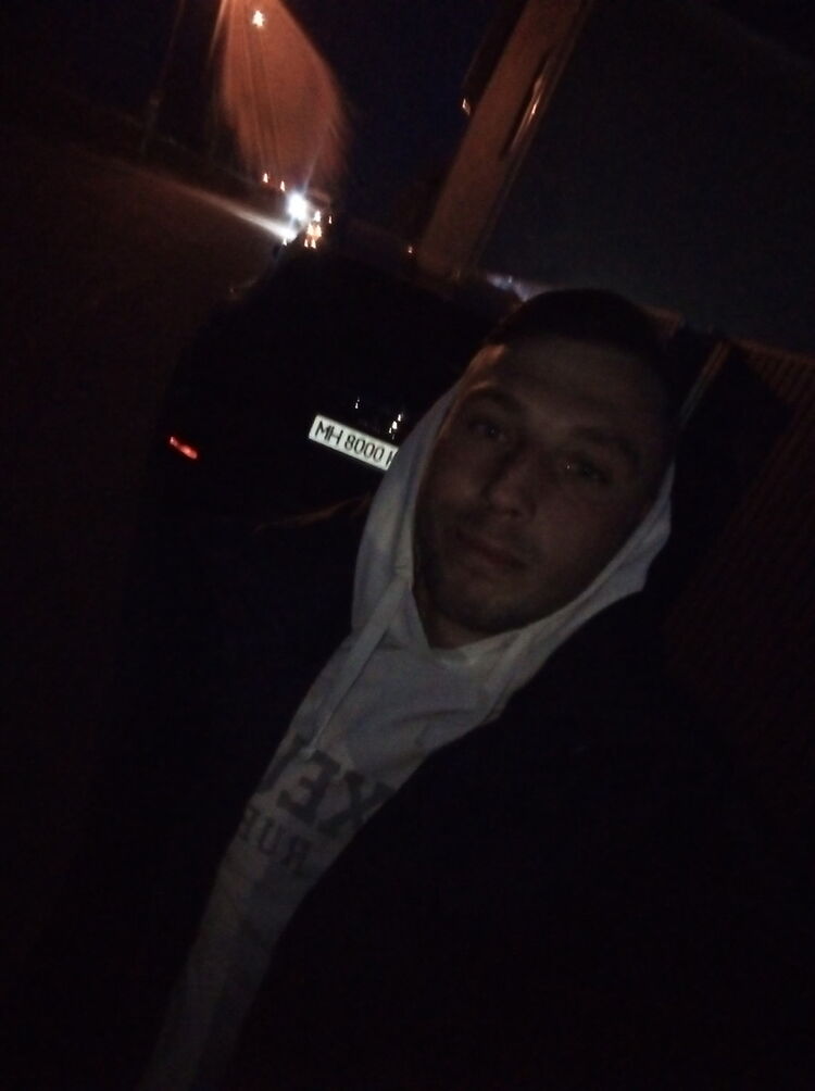  ,   Denis, 30 ,   ,   , c 