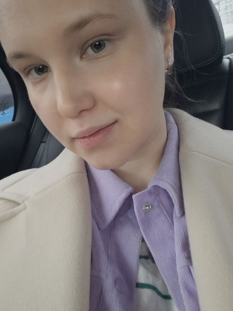  49301435  Varvara, 25 ,    