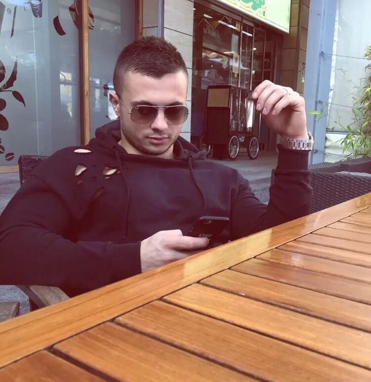 49974485  , 29 ,    