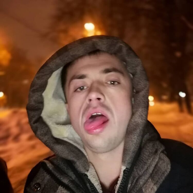  ,   Slavik, 34 ,   ,   , c 