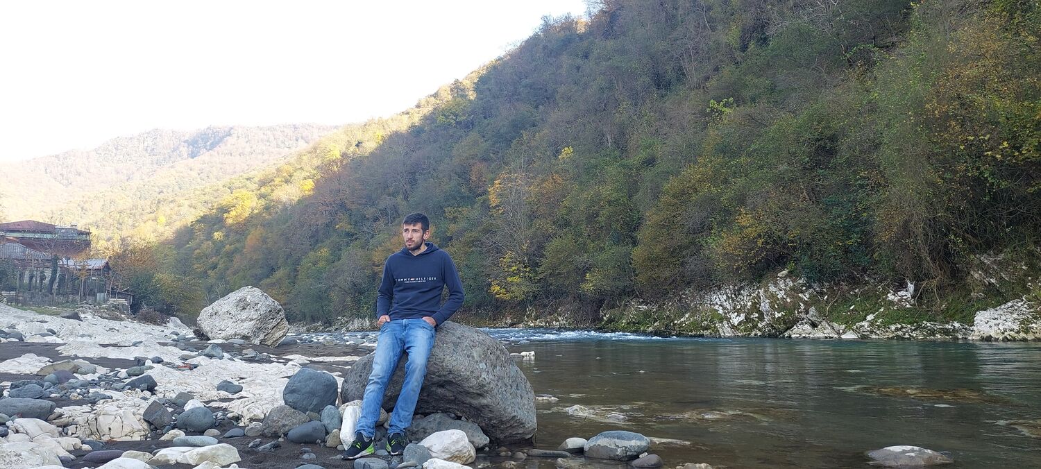  ,   Luka, 28 ,   ,   