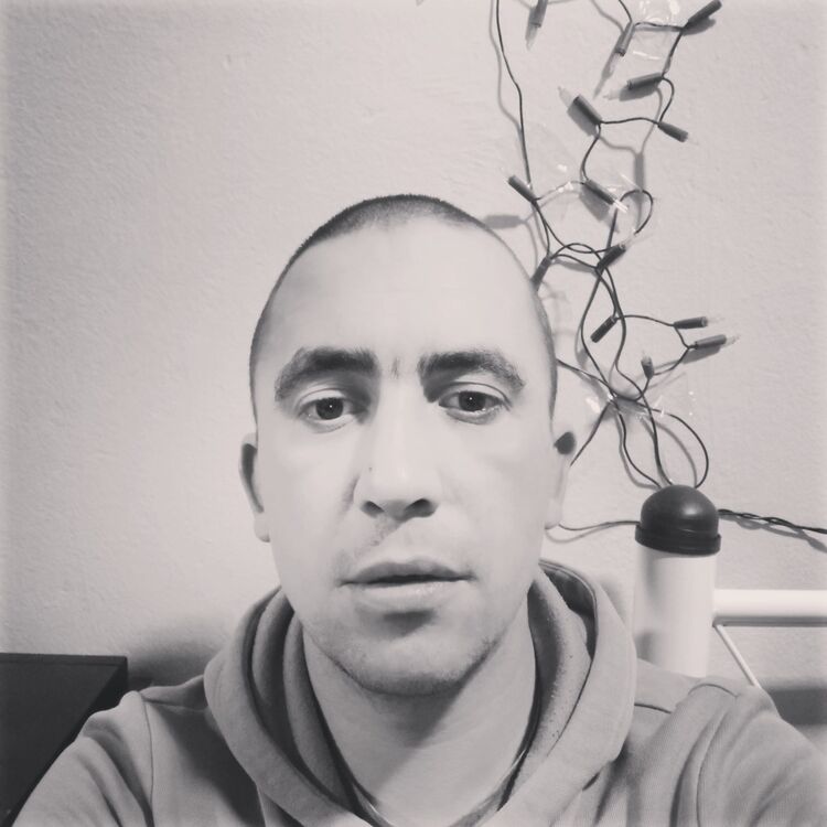  42987095  Oleksandr, 34 ,    