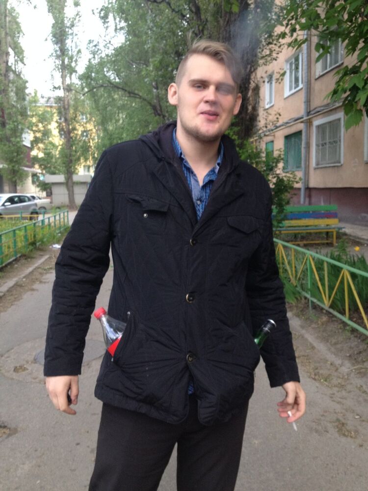  ,   Alexrain48, 35 ,   