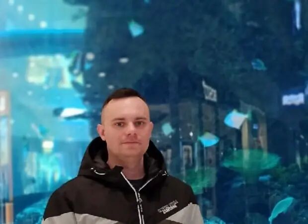  43528425  , 30 ,    