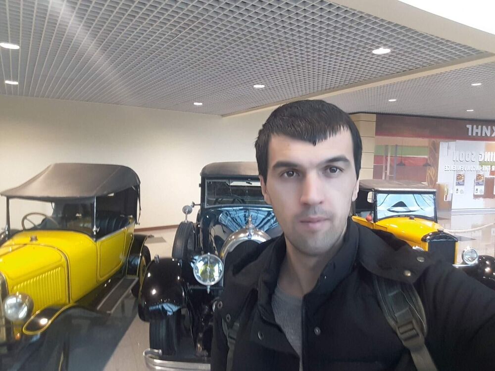  30764295  Daniyor, 34 ,    