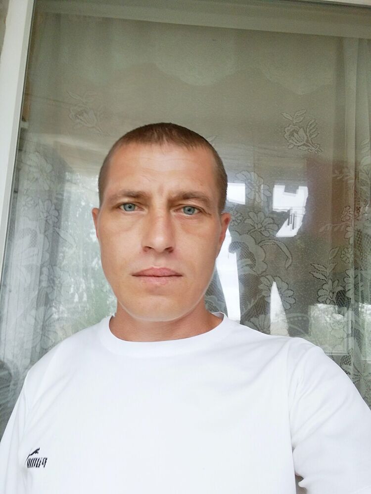  21052825  , 42 ,    