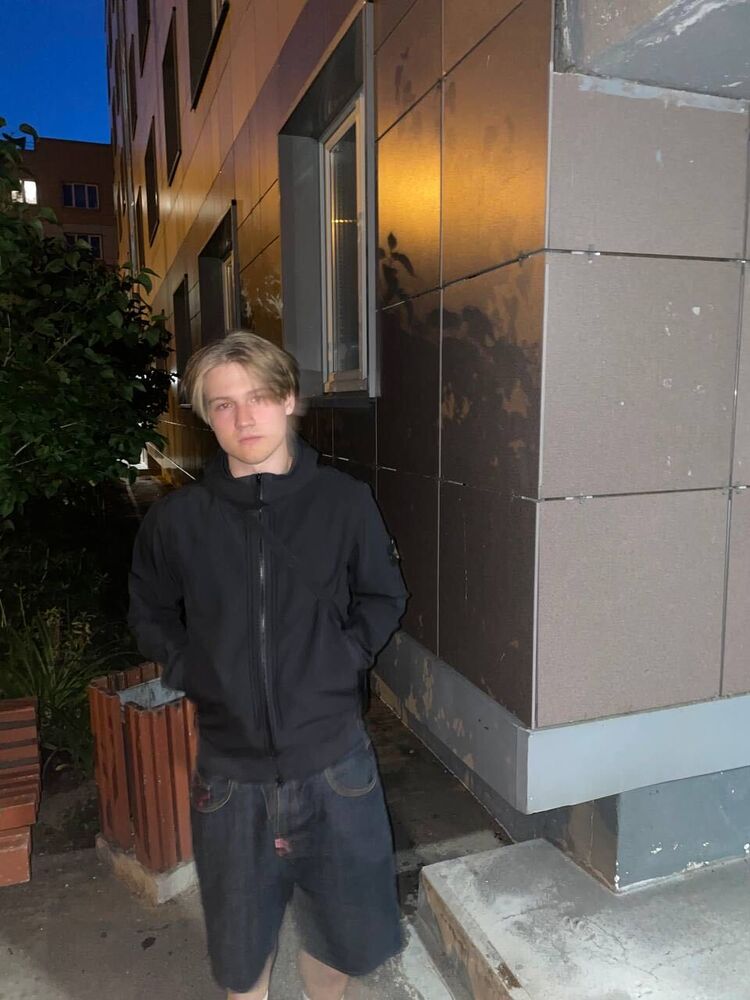  38033515  , 21 ,    -