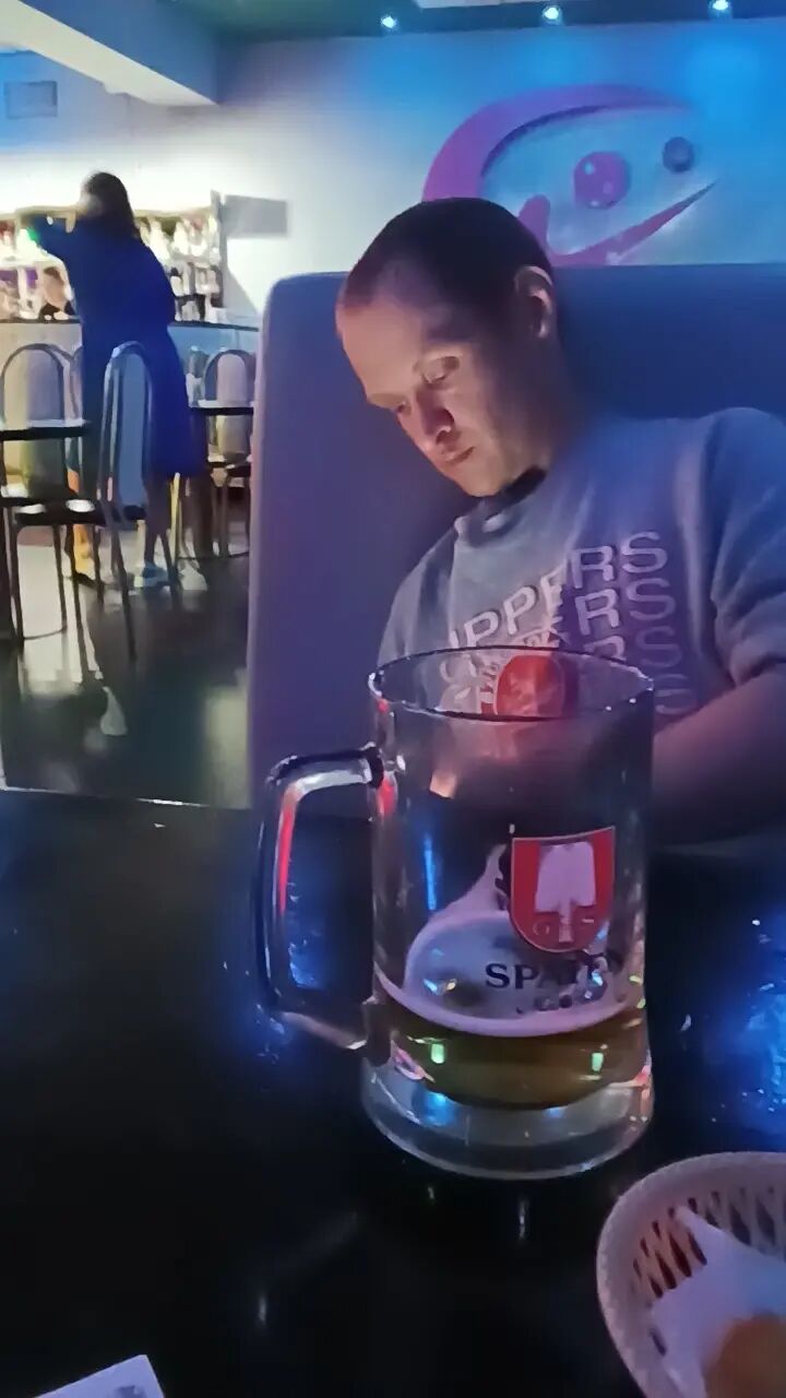  44235945  , 42 ,    