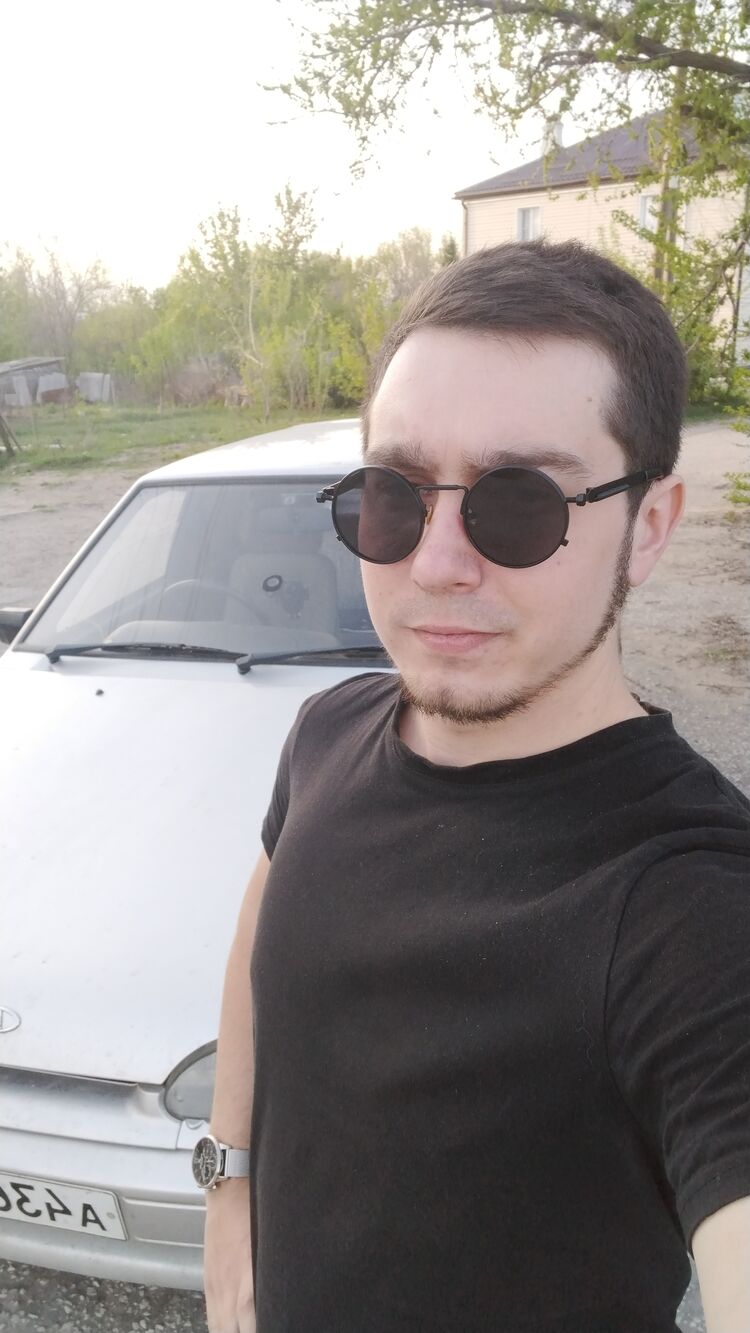  46582985  Mihail, 26 ,    