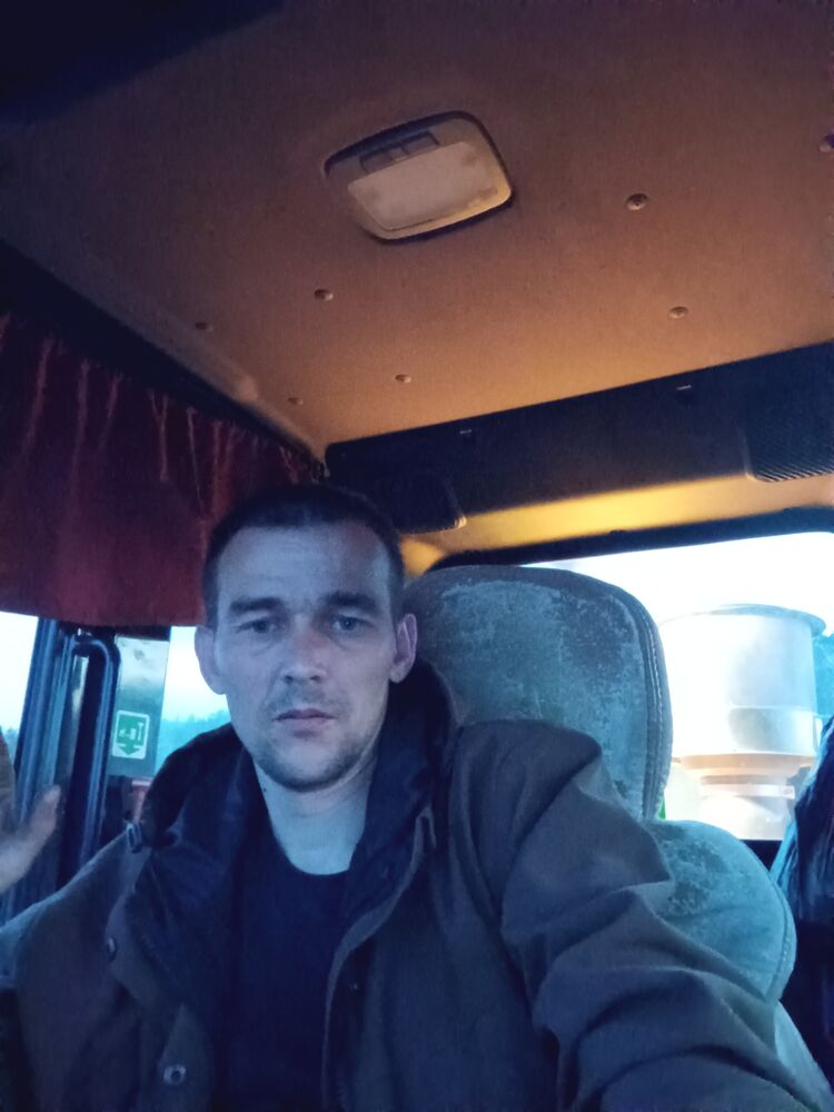  44733795  , 40 ,    