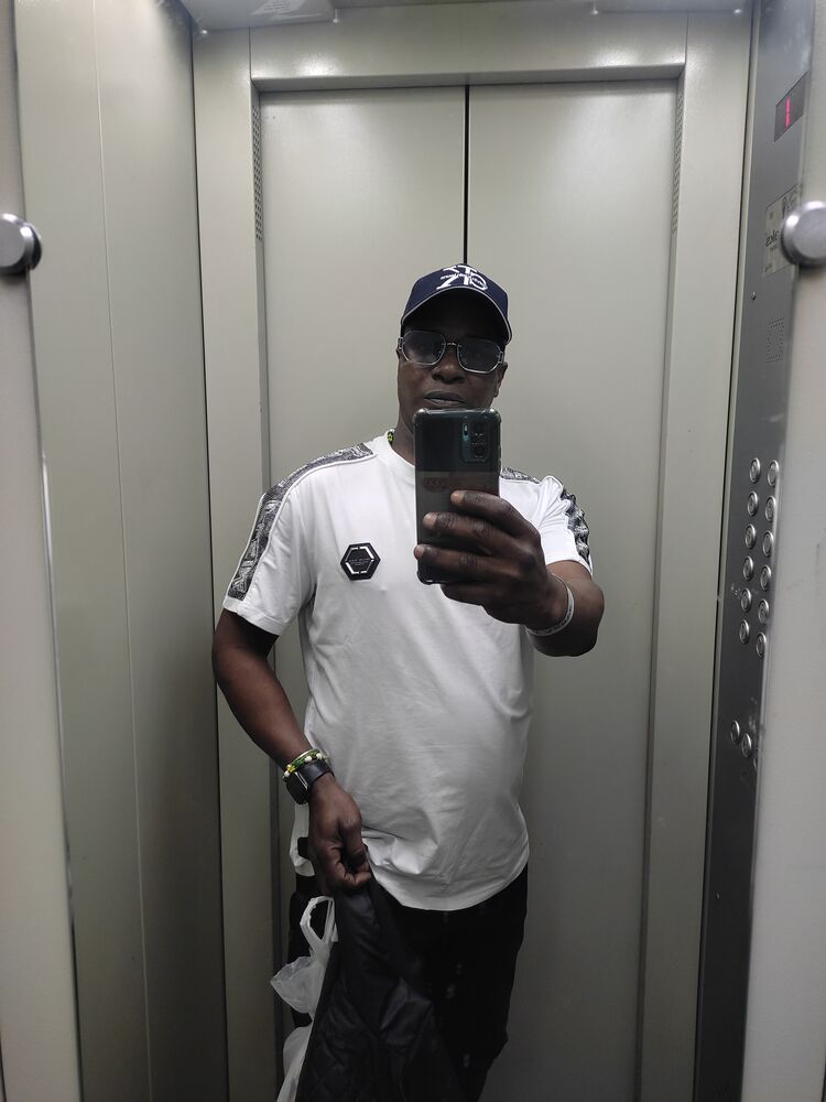  35351095  Pipito insua, 47 ,    