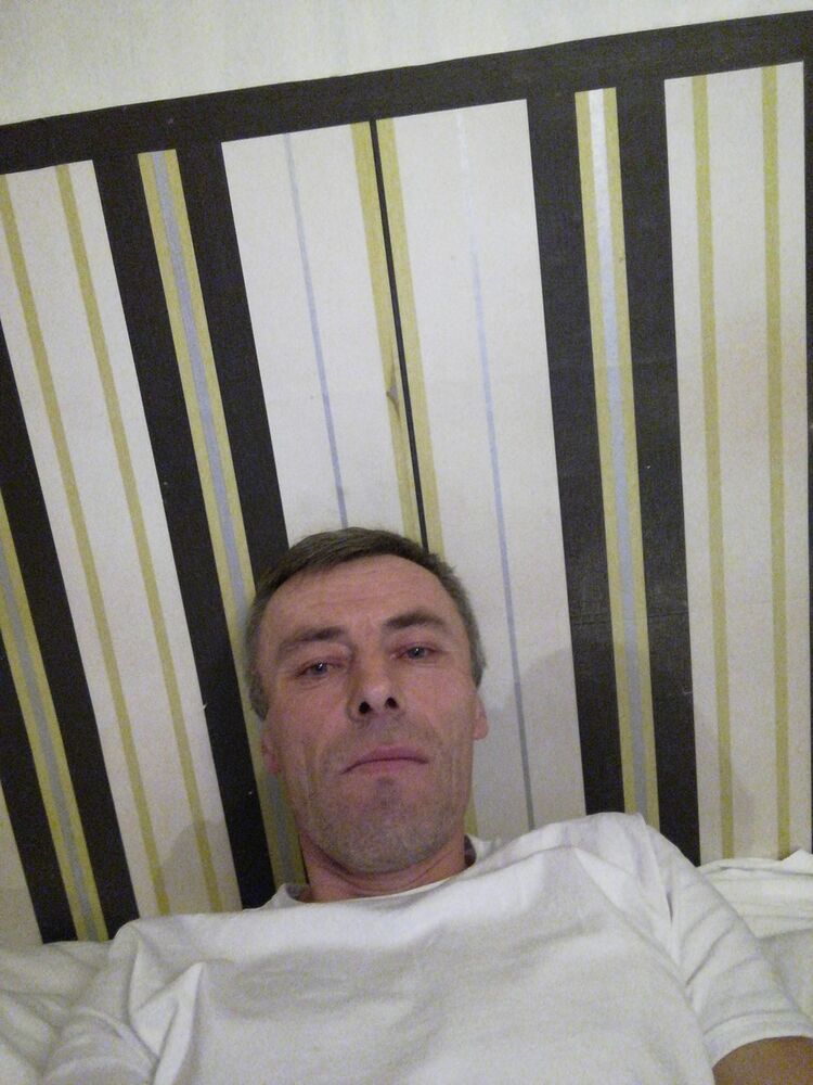  18570095  , 49 ,    