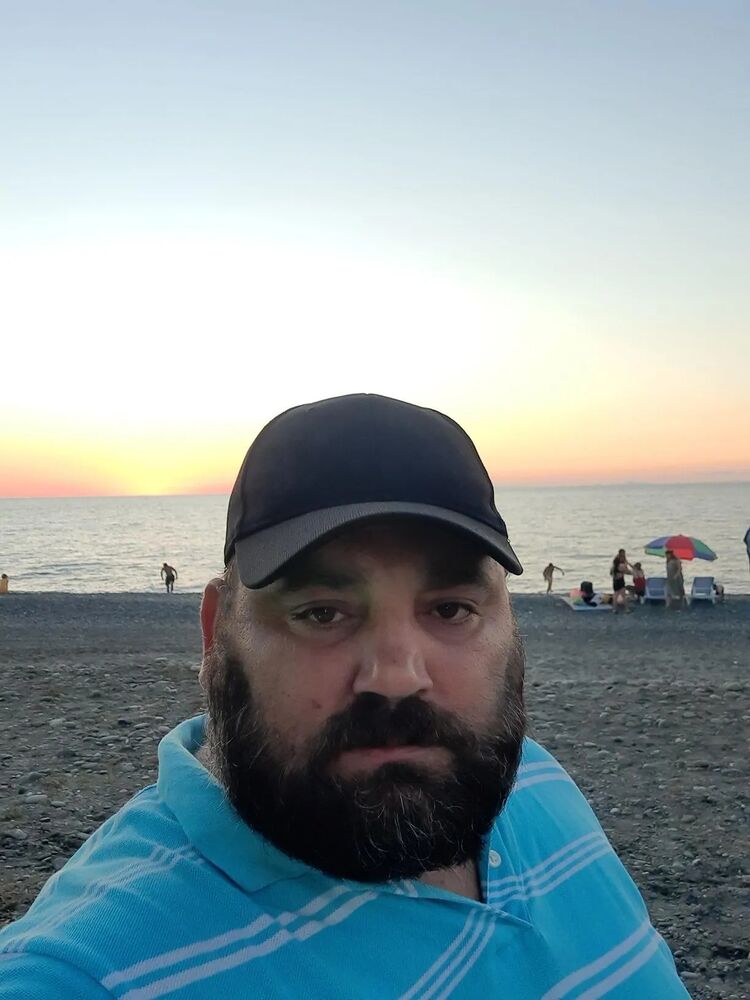  46641875  Kaxa, 45 ,    