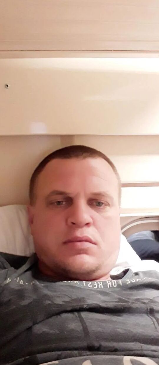  49183095  , 42 ,    