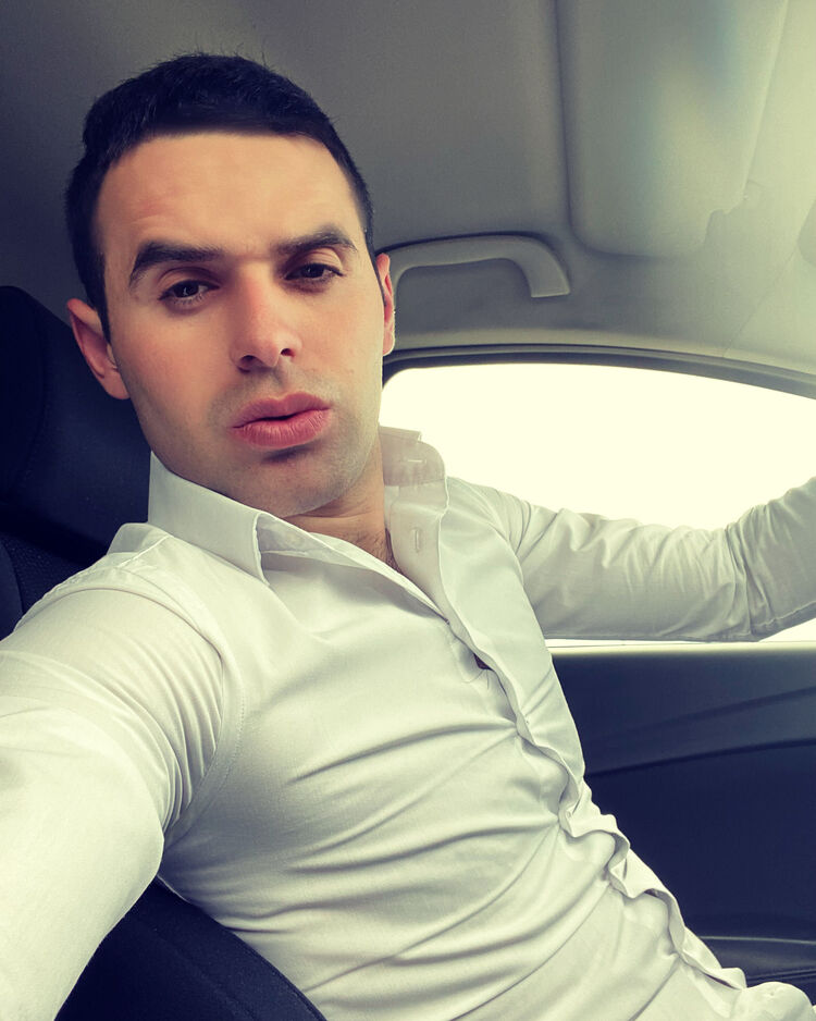  36794705  Aydin, 29 ,    