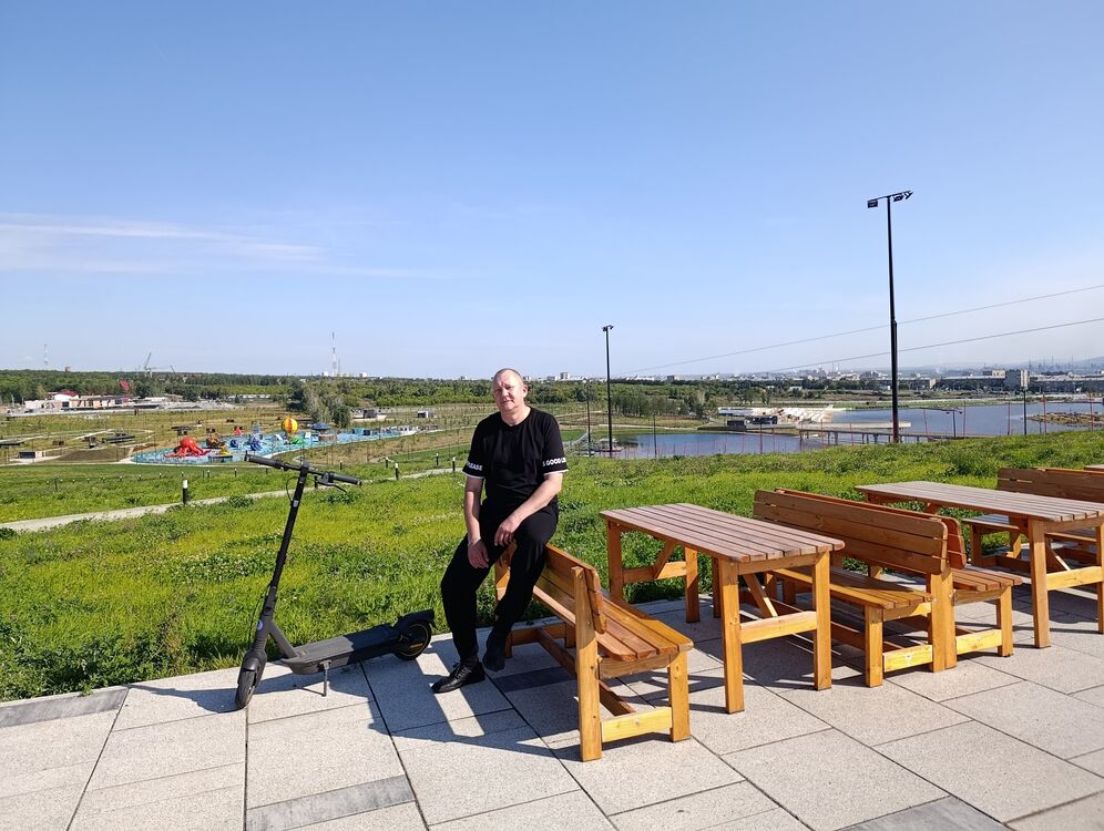  53255205  Konstantin, 50 ,    