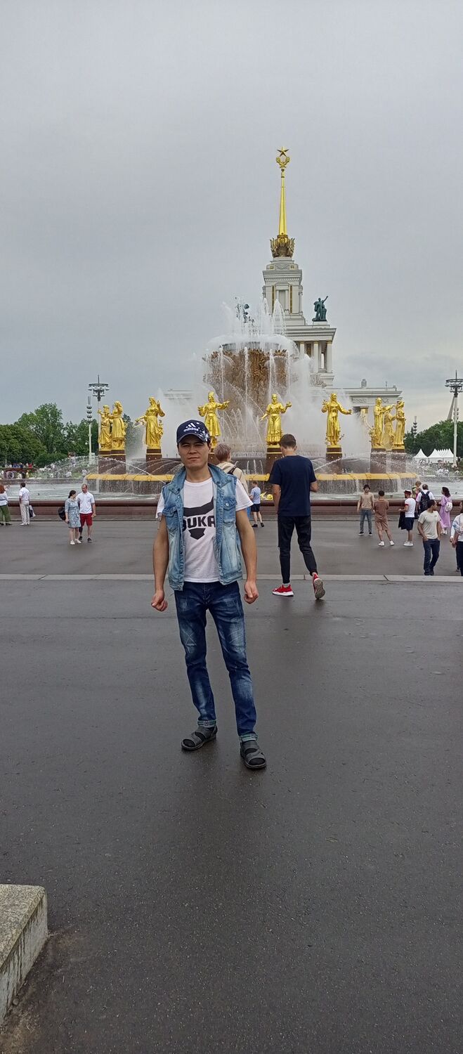  28264965  Iskandar, 31 ,    