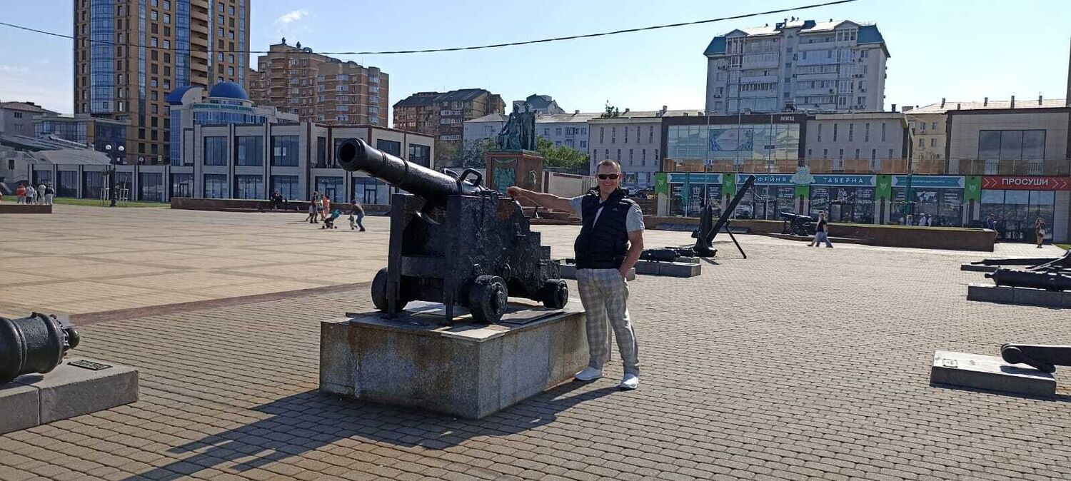  29190595  Gennady, 50 ,    