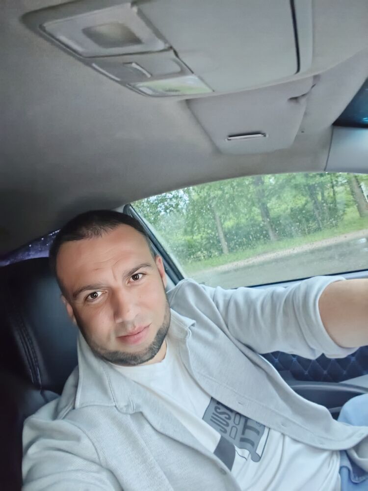  51984525  Konstantin, 36 ,    -