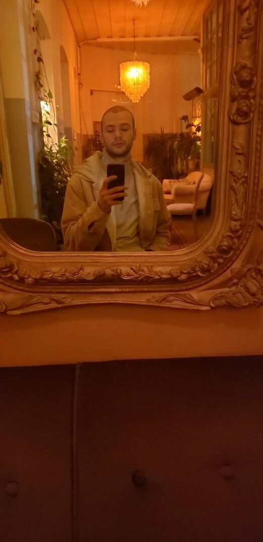  ,   Sandro, 21 ,   ,   