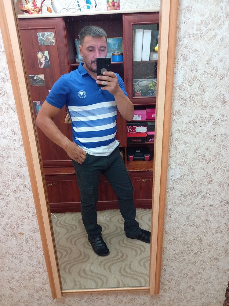  30089275  Timur, 42 ,    