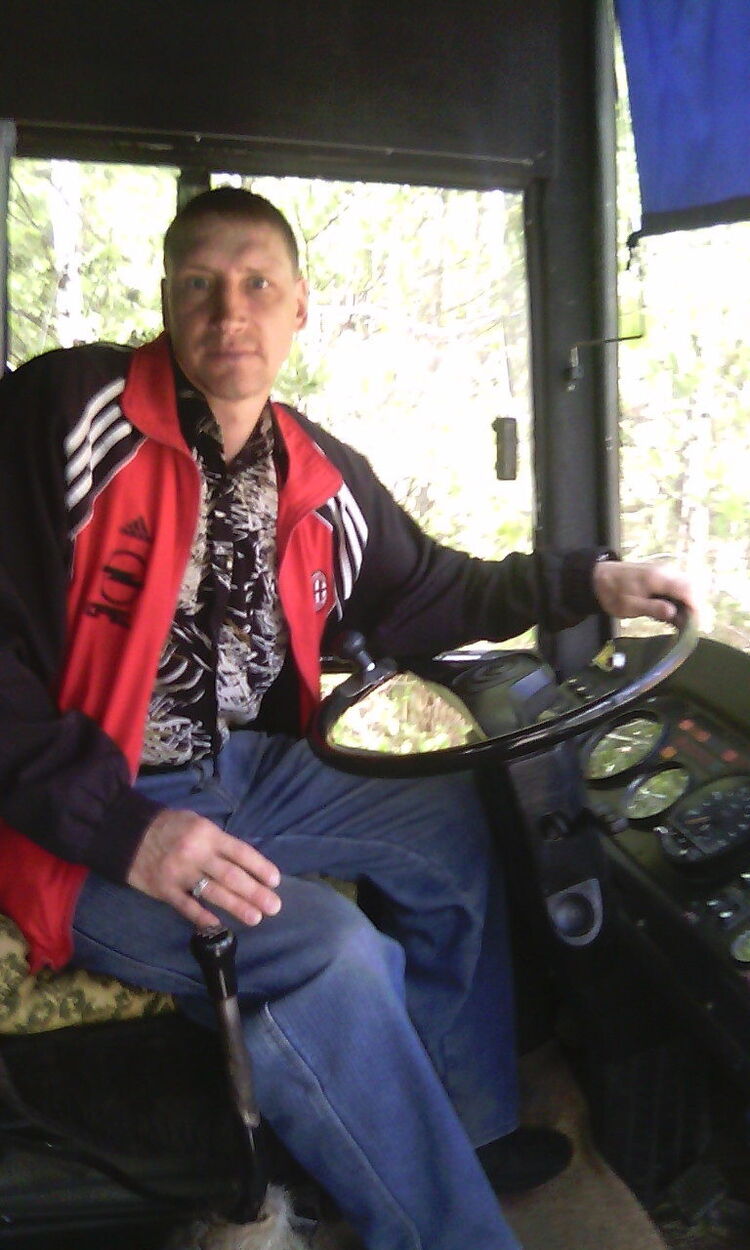  31927325  Evgeny, 57 ,    