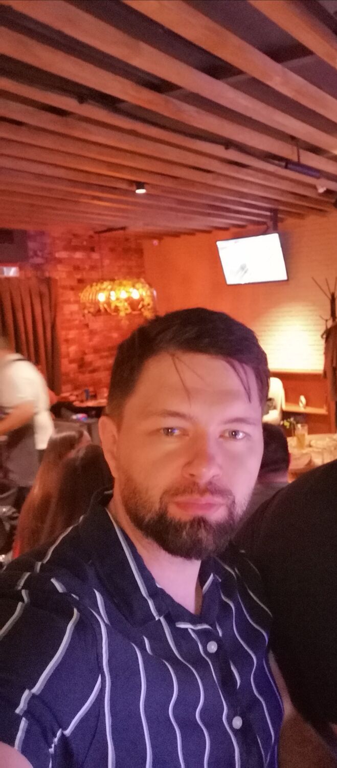  40476035  Dmitry, 37 ,    