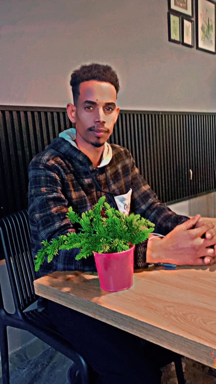  ,   Mohammed, 25 ,   ,   
