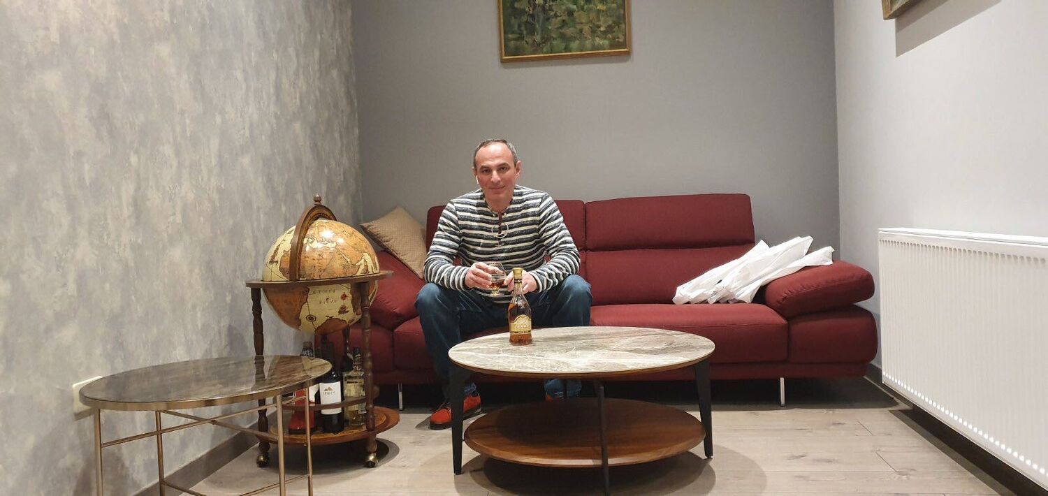  Alanno,   Zviadi, 46 ,   ,   , c , 
