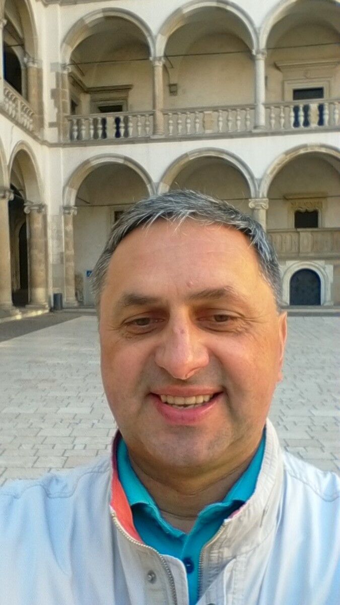  ,   , 52 ,     , c 