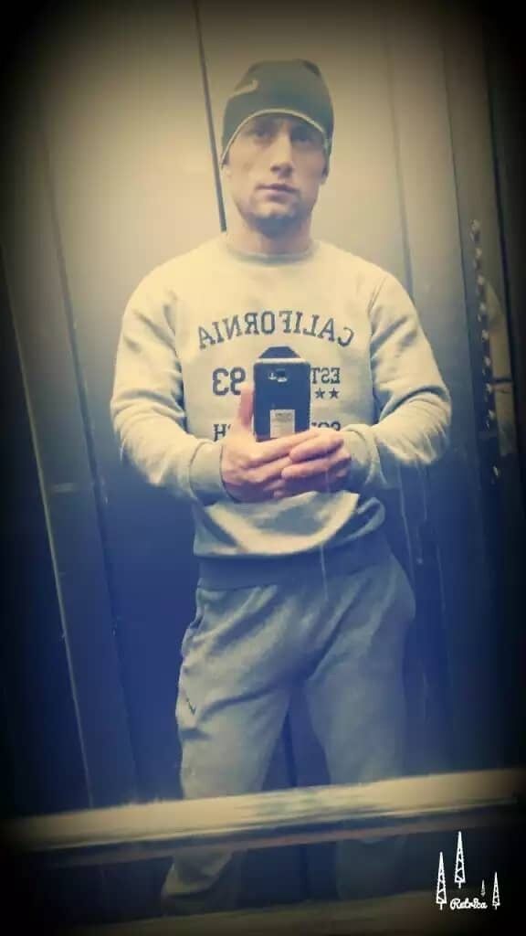  18428995  Vadim, 33 ,    