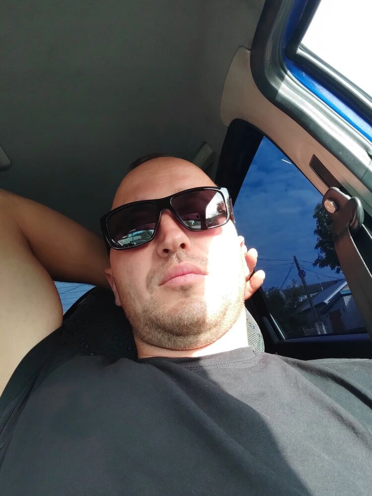  ,   Konstantin, 33 ,     , c 