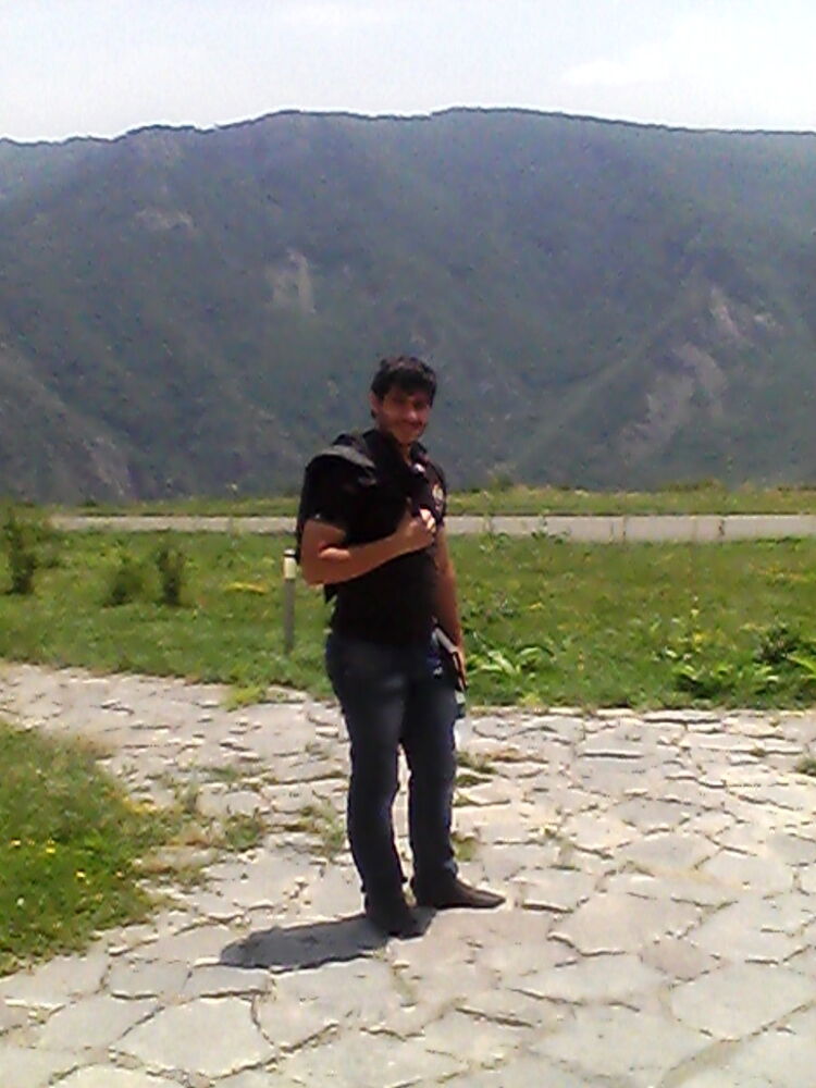  ,   Arsen, 33 ,   