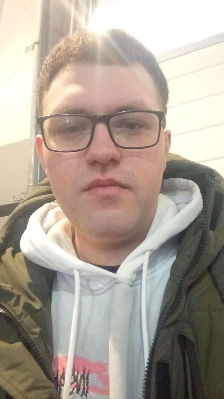  48633205  , 24 ,    