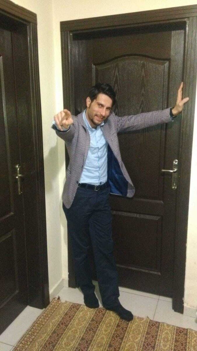  ,   Ferdi, 47 ,   ,   , c 