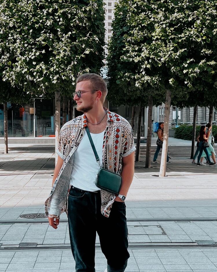 Belchatow,   , 28 ,   ,   