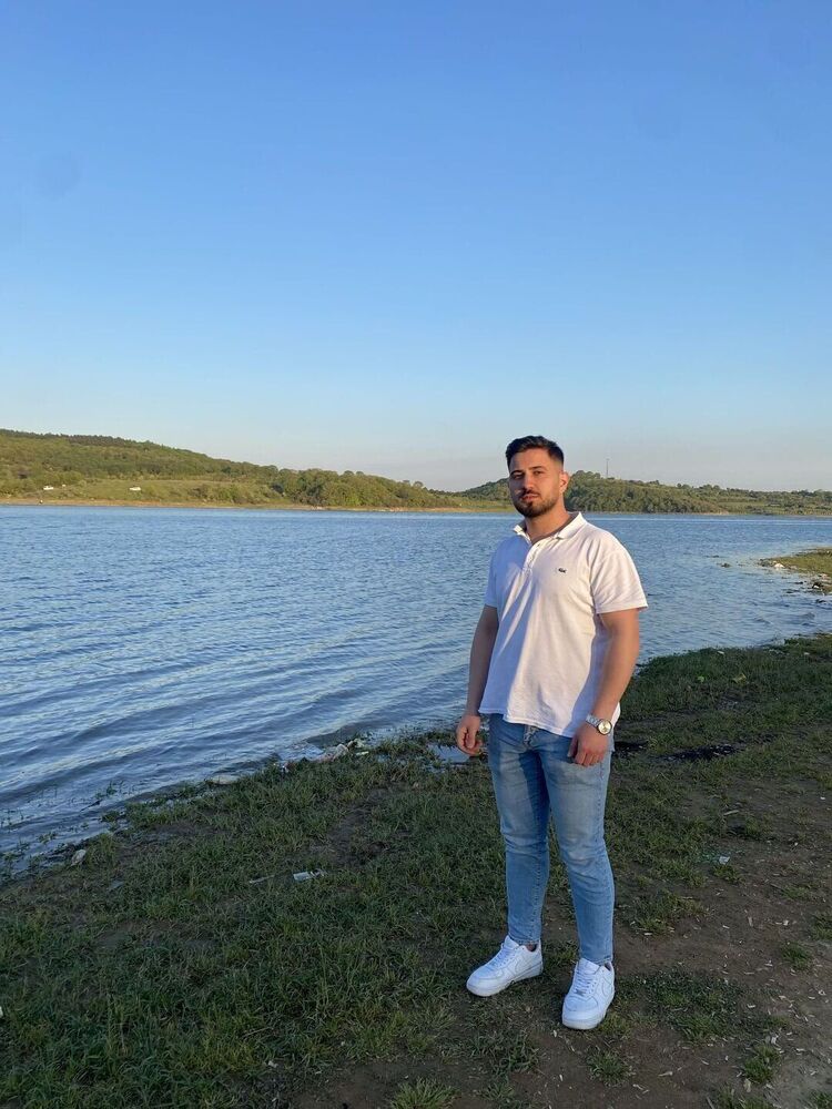  34381735  Emregunyeli, 27 ,    