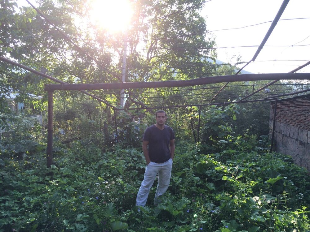  ,   Samir, 40 ,  