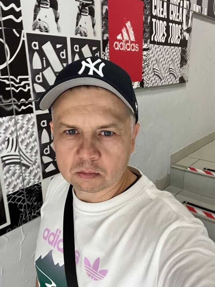  ,   Vlad, 43 ,   ,   , c , 