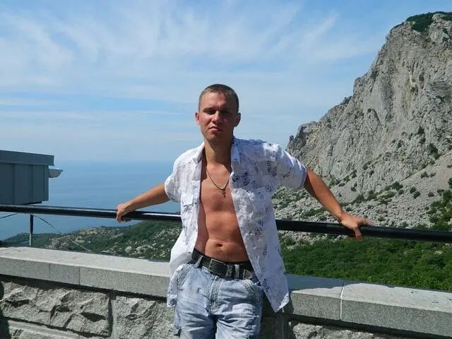  ,   Andrey, 37 ,   ,   , c 